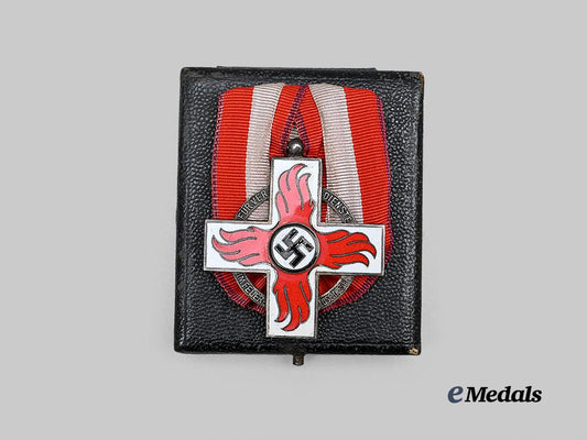 germany,_third_reich._a_fire_brigade_honour_decoration,_i_i_class_cross_on_mount_with_case,_by_glaser&_sohn_e_medals__g63814_4