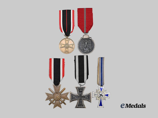 germany,_third_reich._a_mixed_lot_of_awards_for_military_and_civil_service_e_medals__g63817_2