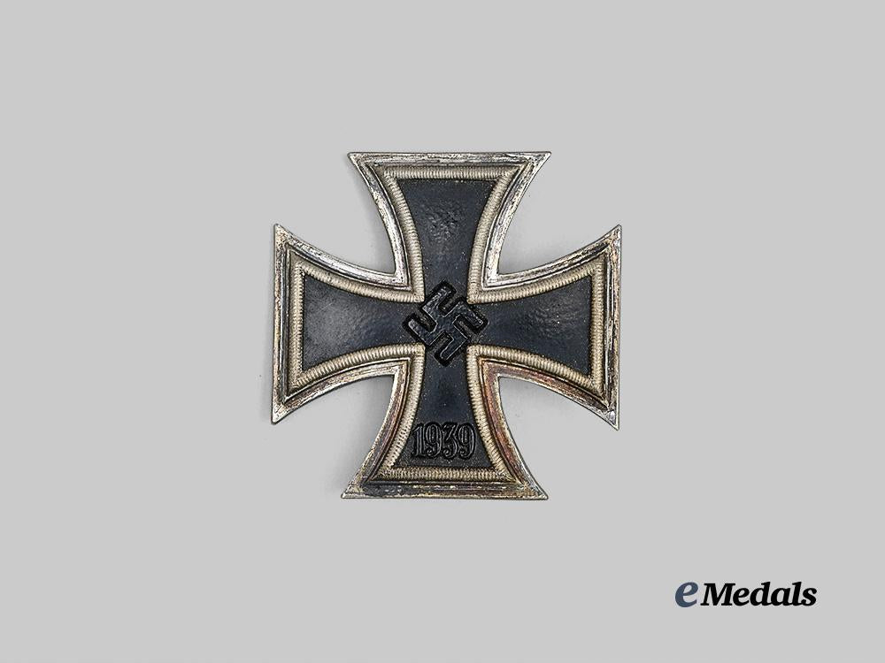 germany,_wehrmacht._a1939_iron_cross_i_class,_with_case,_by_c._e._juncker_e_medals__g63831_6