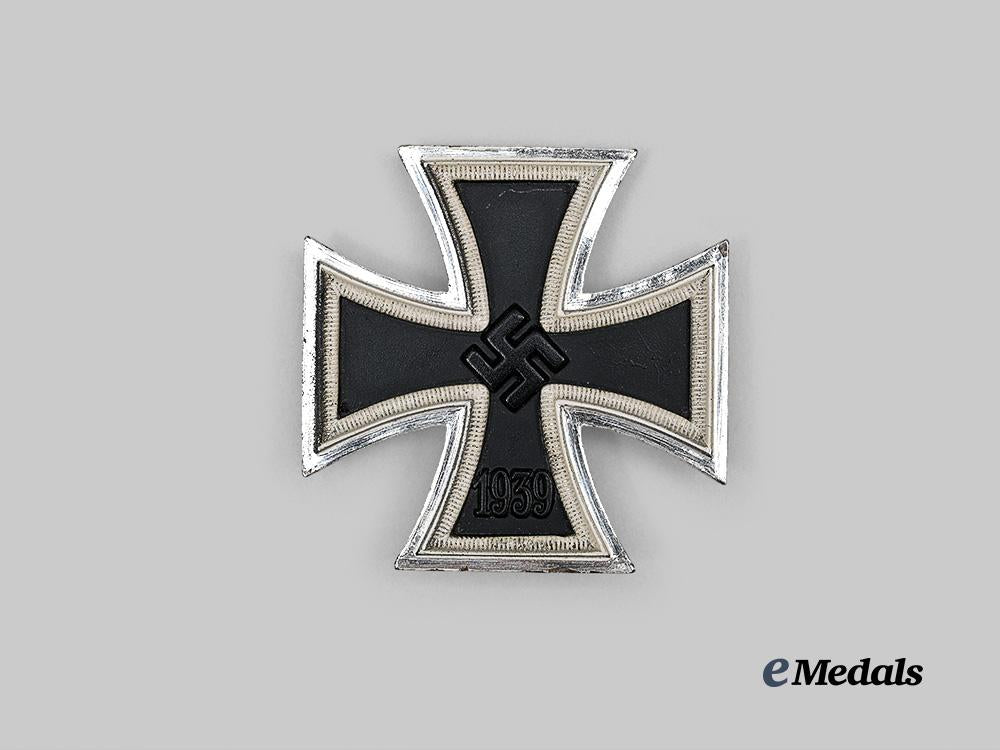 germany,_wehrmacht._a1939_iron_cross_i_class,_with_case,_by_b._h._mayer_e_medals__g63855_5