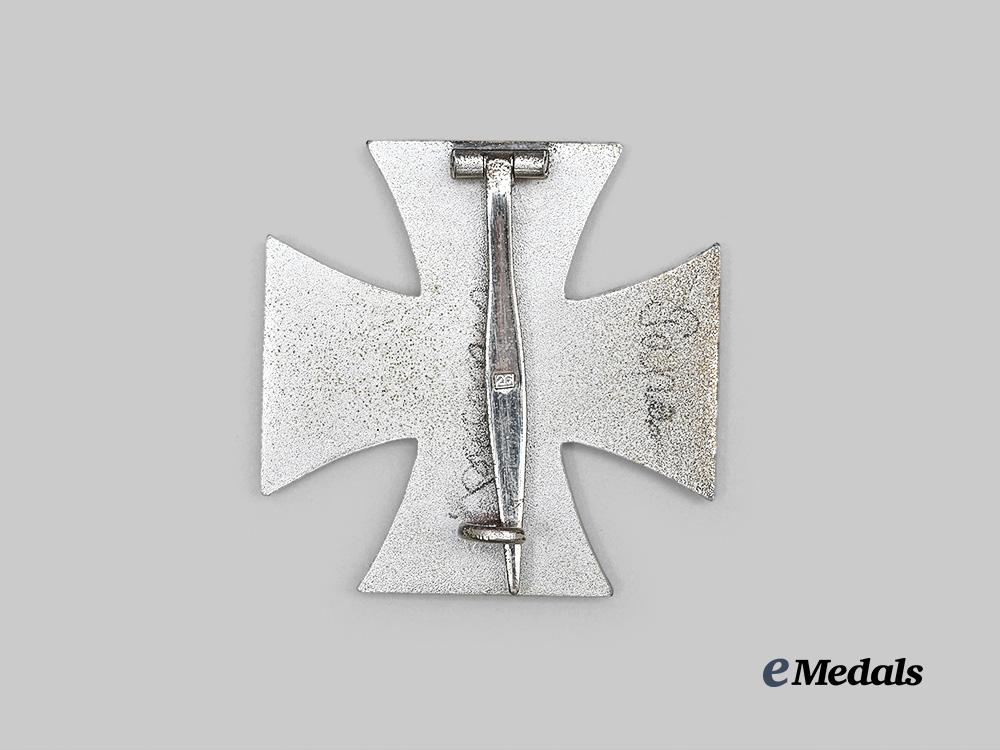 germany,_wehrmacht._a1939_iron_cross_i_class,_with_case,_by_b._h._mayer_e_medals__g63855_6