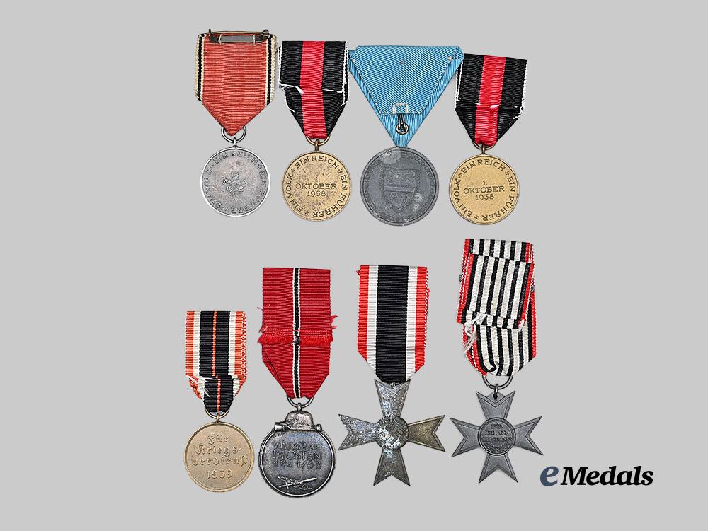 germany,_third_reich._a_mixed_lot_of_awards_for_military_and_occupation_service_e_medals__g63871_5