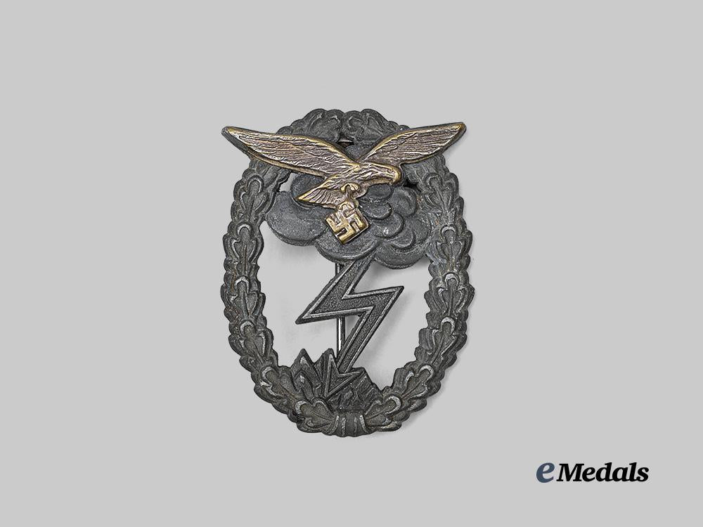 germany,_luftwaffe._a_ground_assault_badge,_by_j._e._hammer&_söhne_e_medals__g63873_2