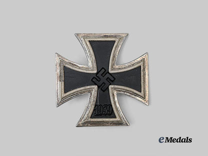 germany,_wehrmacht._a1939_iron_cross_i_class,_with_case,_by_paul_meybauer_e_medals__g63883_5