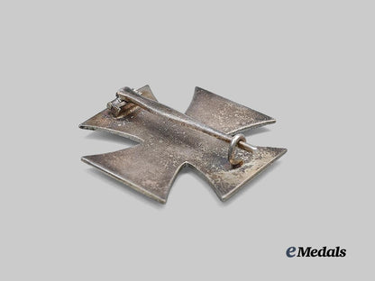 germany,_wehrmacht._a1939_iron_cross_i_class,_with_case,_by_paul_meybauer_e_medals__g63883_7