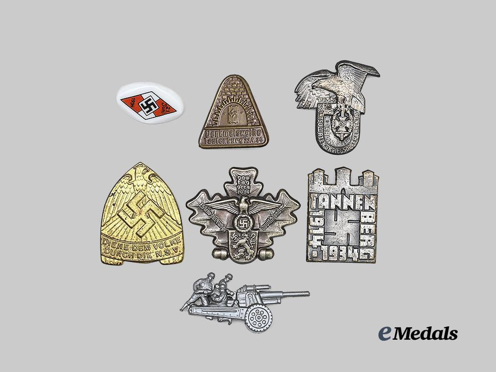 germany,_third_reich._a_mixed_lot_of_badges_e_medals__g63885_2