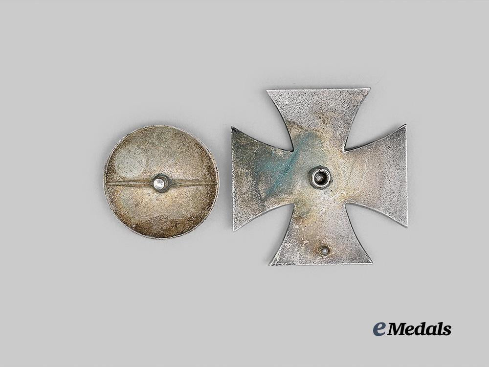 germany,_imperial._a1914_iron_cross_i_class,_screwback_version,_privately-_purchased_example_c.1938_e_medals__g63888_2
