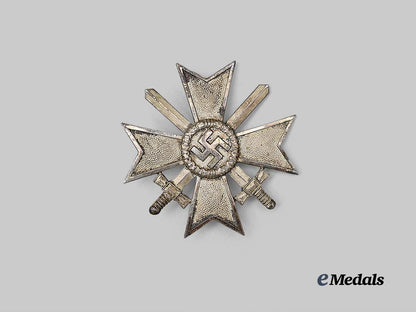 germany,_wehrmacht._a_war_merit_cross_i_class_with_swords_and_case,_by_deschler&_sohn_e_medals__g63900_5