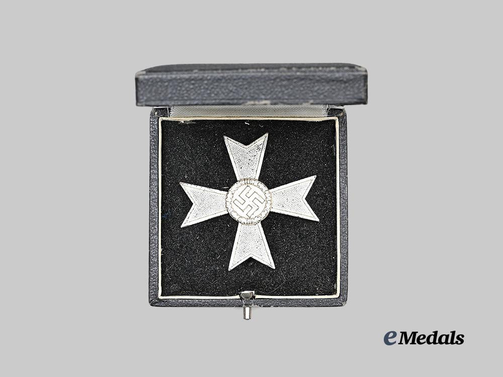 germany,_wehrmacht._a_war_merit_cross_i_class,_with_case,_by_karl_gschiermeister_e_medals__g63903_3