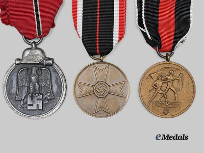 germany,_third_reich._a_lot_of_awards_for_military_and_civil_service_e_medals__g63908_4
