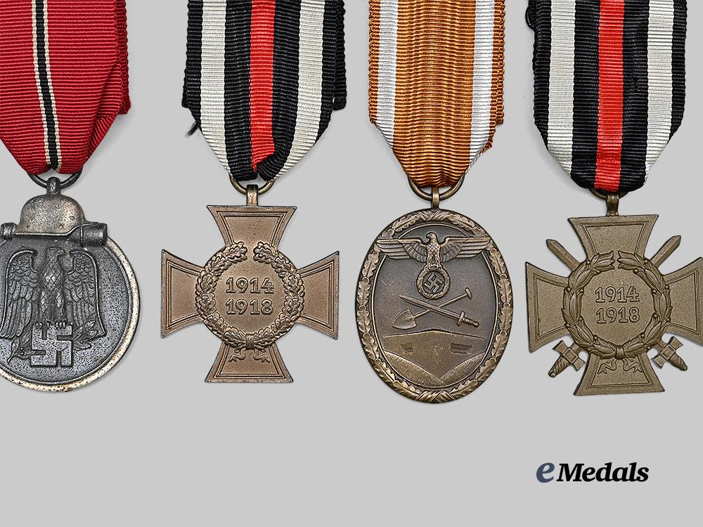 germany,_third_reich._a_lot_of_awards_for_military_and_civil_service_e_medals__g63916_3