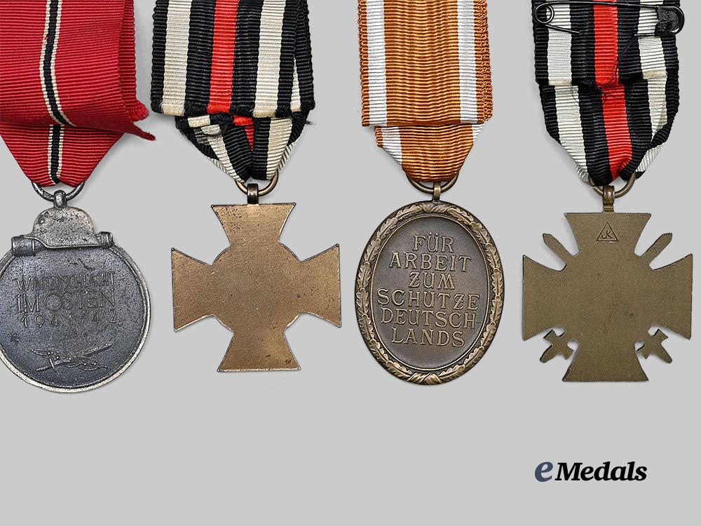 germany,_third_reich._a_lot_of_awards_for_military_and_civil_service_e_medals__g63916_6