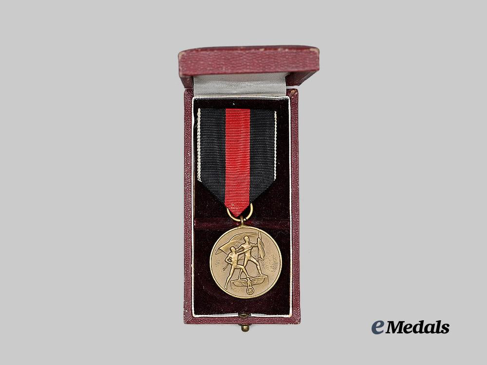 germany,_third_reich._a_sudetenland_medal,_with_case_e_medals__g63918_3