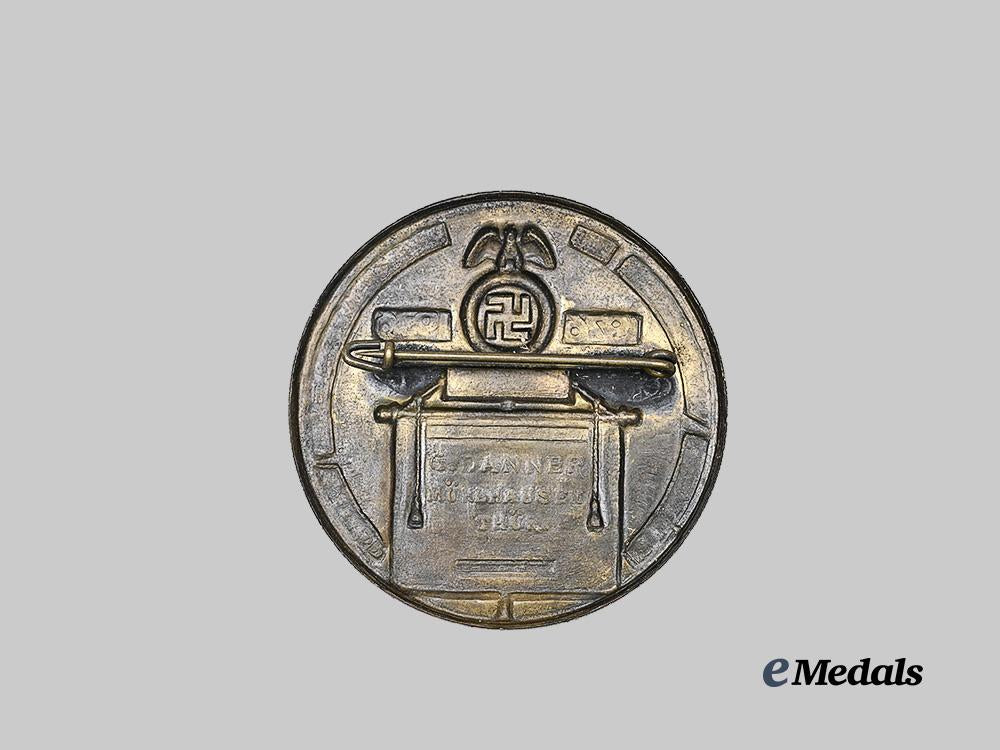 germany,_n_s_d_a_p._a1936_weimar_party_rally10th_anniversary_badge,_by_gustav_danner_e_medals__g63920_3