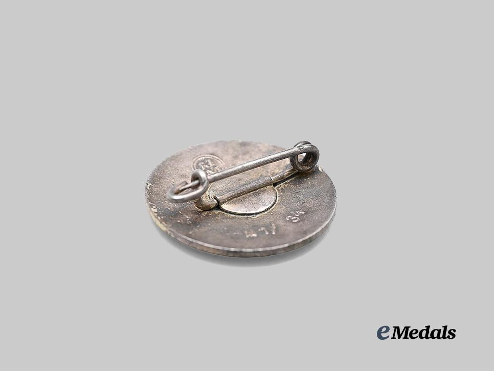 germany,_n_s_d_a_p._a_membership_badge,_by_karl_wurster_e_medals__g63926_4