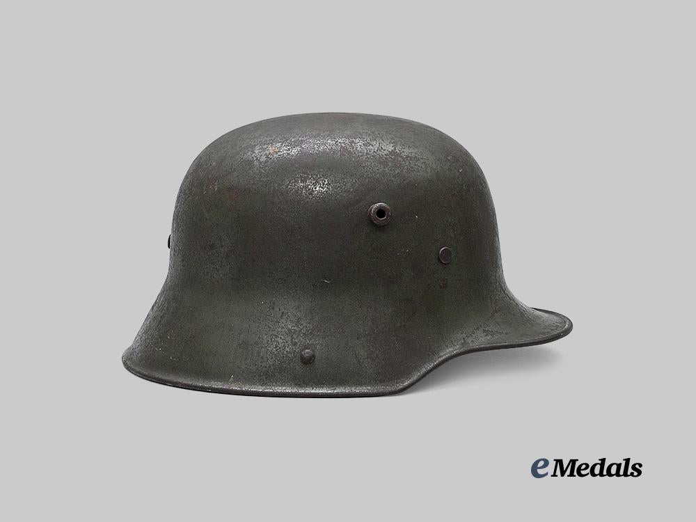 germany,_imperial._an_m17_stahlhelm,_by_eisenhütte_silesia_e_medals__g63930_4