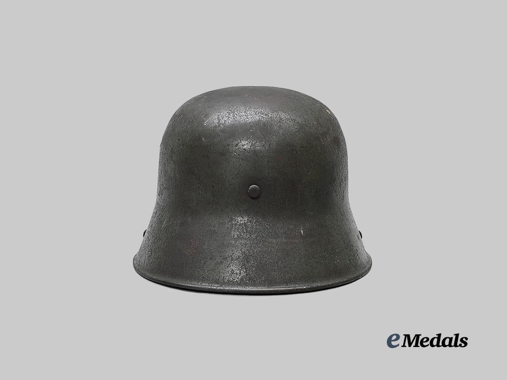 germany,_imperial._an_m17_stahlhelm,_by_eisenhütte_silesia_e_medals__g63930_5