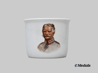 germany,_imperial._a_first_world_war_field_marshal_august_von_mackensen_patriotic_cup_e_medals__g63940_4
