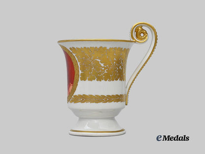 germany,_imperial._a_pair_of_first_world_war_patriotic_cups,_von_hindenburg_and_crown_prince_wilhelm,_by_königliche_porzellan-_manufaktur_e_medals__g63942_12
