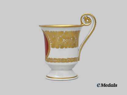germany,_imperial._a_pair_of_first_world_war_patriotic_cups,_von_hindenburg_and_crown_prince_wilhelm,_by_königliche_porzellan-_manufaktur_e_medals__g63942_4
