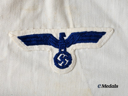 germany,_kriegsmarine._an_early_white_service_uniform_for_a_radio_operator_e_medals__g63945_5