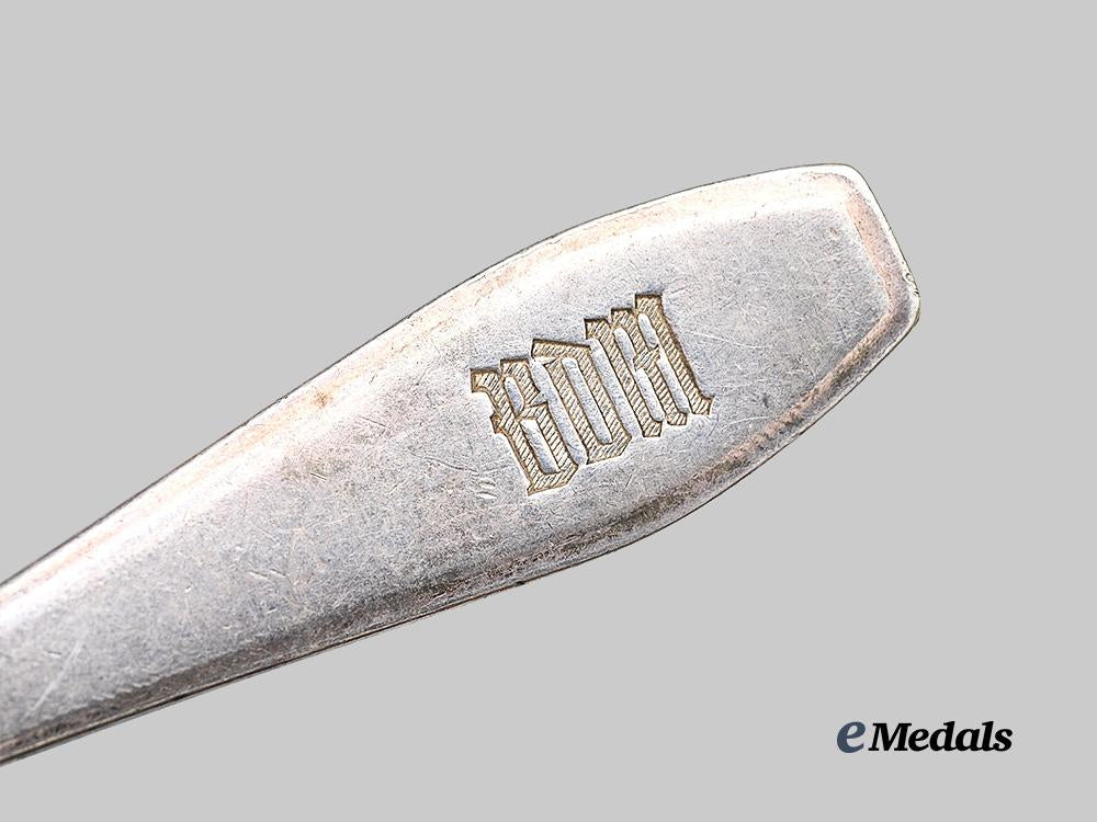 germany,_h_j._a_bund_deutscher_mädel_mess_hall_teaspoon,_by_württembergische_metallwarenfabrik_e_medals__g63951_6