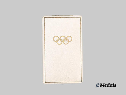 germany,_third_reich._an_olympic_games_commemorative_medal,_with_case_e_medals__g63952_2