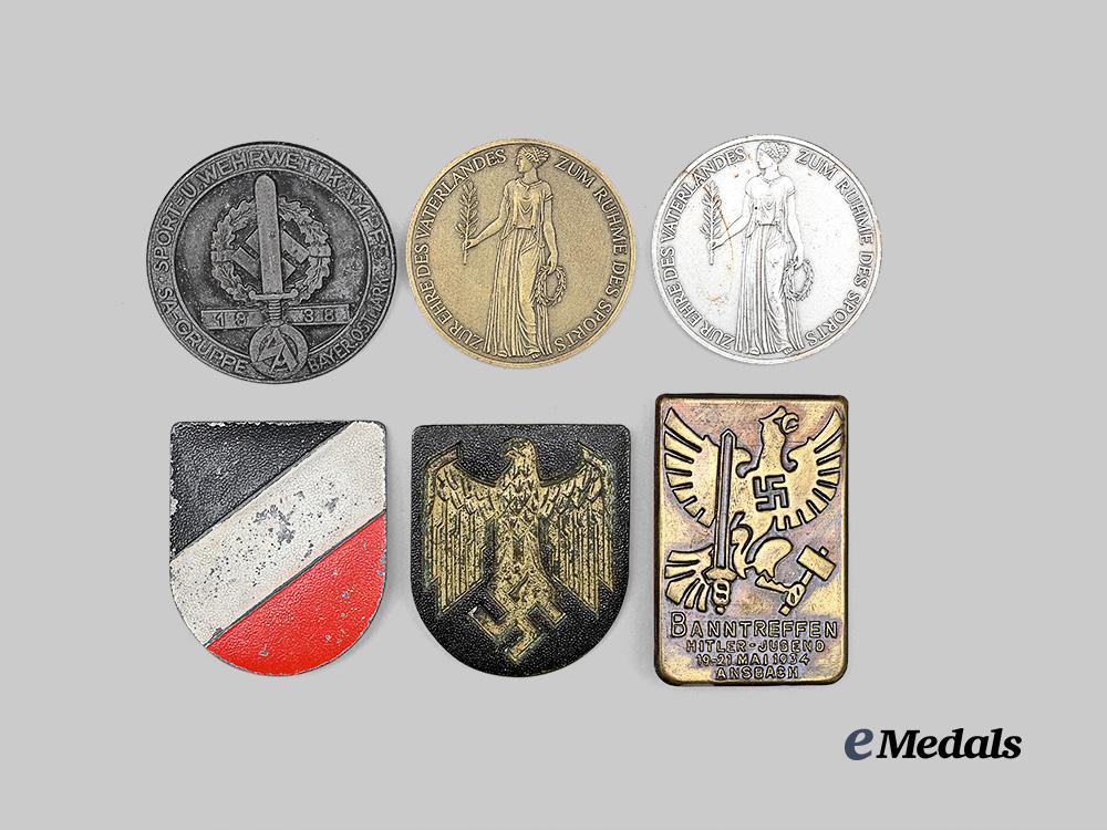 germany,_third_reich._a_mixed_lot_of_badges_and_medals_e_medals__g63962_2