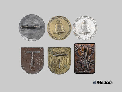 germany,_third_reich._a_mixed_lot_of_badges_and_medals_e_medals__g63962_3