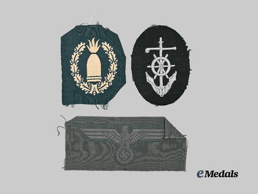 germany,_heer._a_lot_of_cloth_insignia_for_enlisted_ranks_e_medals__g63965_2