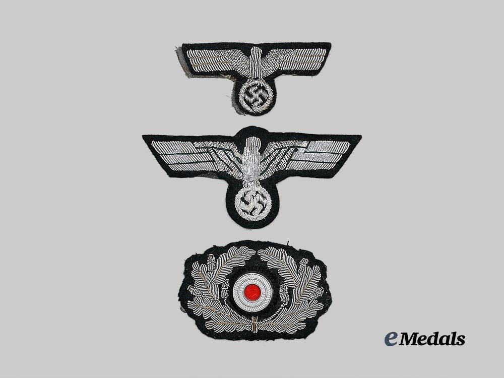 germany,_heer._a_lot_of_insignia_for_officer_ranks_e_medals__g63977_2