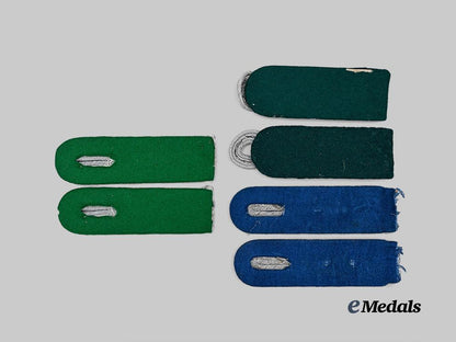 germany,_heer._a_lot_of_shoulder_boards_for_officer_ranks_e_medals__g63990_3