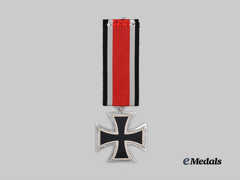germany,_wehrmacht._a_mint1939_iron_cross_i_i_class,_with_issue_package,_by_c._e._juncker_e_medals__g63996_6