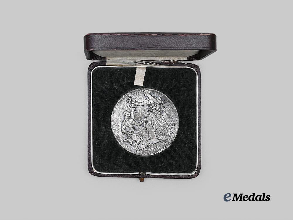 germany,_imperial._a_bavarian_industrial_association_merit_medal,_with_case,_by_carl_poellath_e_medals__g63998_3