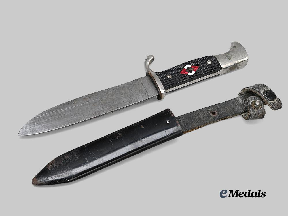 germany,_h_j._a_member’s_knife,_early_wartime_issue,_by_max_weyersberg_e_medals__g64016_3