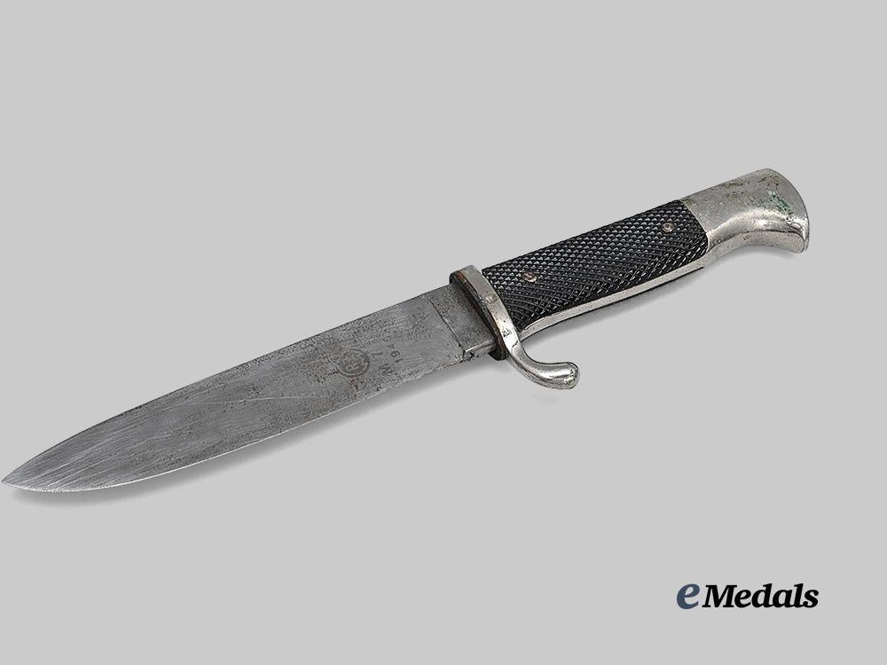 germany,_h_j._a_member’s_knife,_early_wartime_issue,_by_max_weyersberg_e_medals__g64016_5