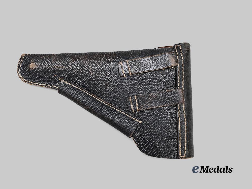 germany,_wehrmacht._a_walther_p38_holster,_c_x_o-_marked_e_medals__g64024_5