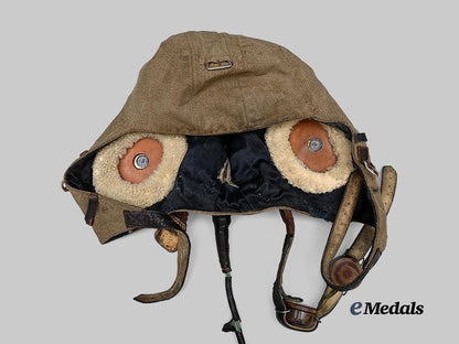 germany,_luftwaffe._a_summer_flight_helmet,_with_siemens_sound,_by_striegel&_wagner_e_medals__g64030_3
