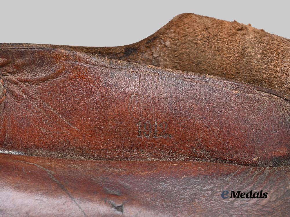 germany,_imperial._a_rare_m91_revolver_holster,_by_f._h._thiem_e_medals__g64031_5