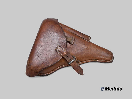 germany,_imperial._a_p08_luger_holster_e_medals__g64042_2