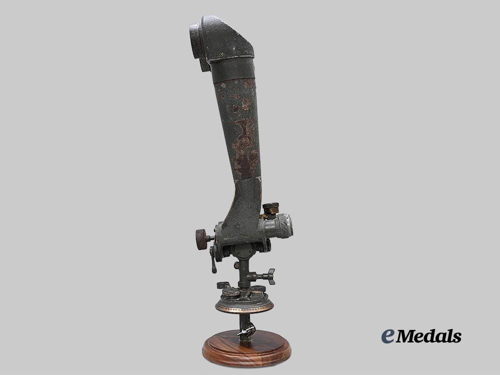 germany,_imperial._a_foot_artillery_s._f.14_binocular_periscope,_by_carl_paul_goerz_e_medals__g64046_5
