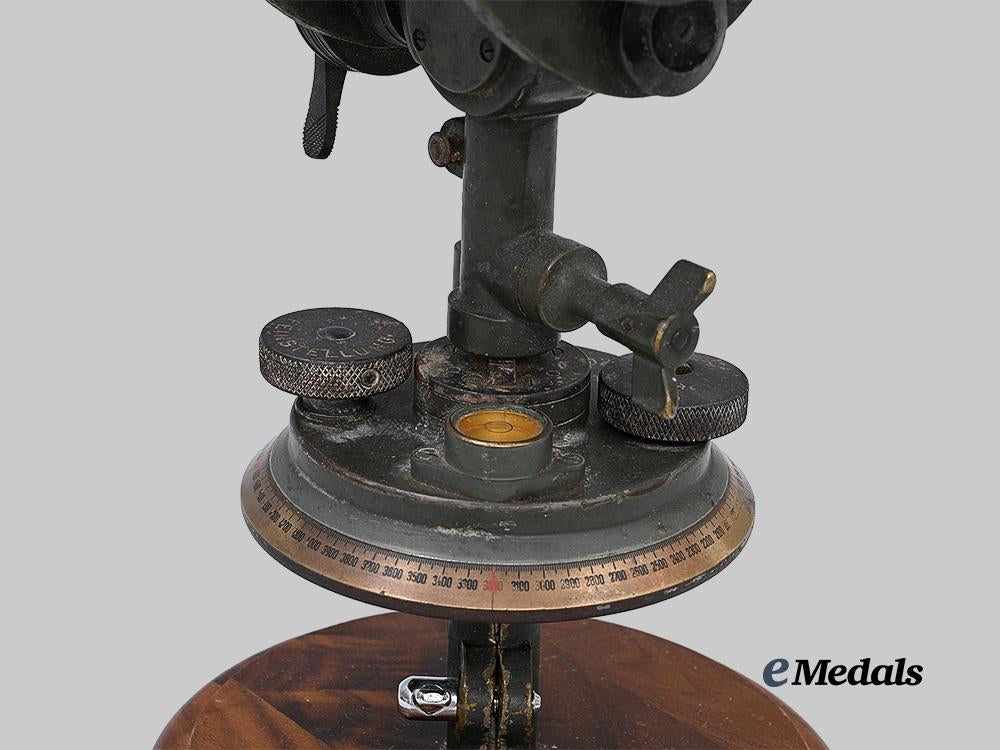 germany,_imperial._a_foot_artillery_s._f.14_binocular_periscope,_by_carl_paul_goerz_e_medals__g64046_7