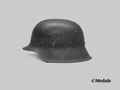 germany,_heer._an_m42_stahlhelm,_by_emaillierwerke_a._g._e_medals__g64047_3