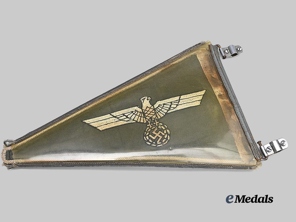 germany,_heer._an_officer’s_staff_car_pennant,_with_rare_cover_e_medals__g64049_5