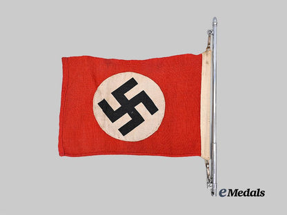 germany,_n_s_d_a_p._a_staff_car_national_flag_fender_pennant_e_medals__g64052_3