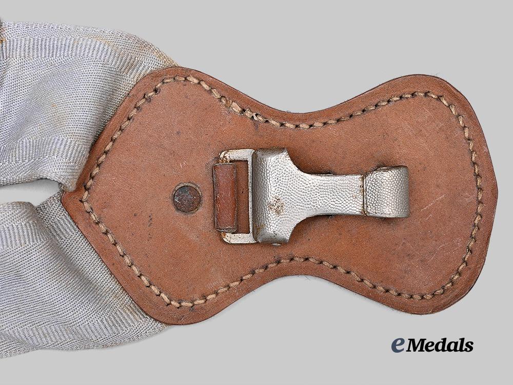 germany,_wehrmacht._an_officer’s_sword_hanger_e_medals__g64059_3