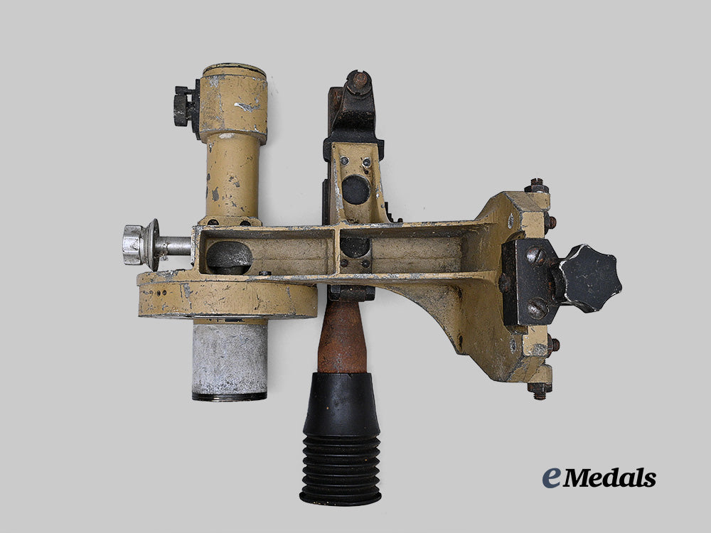 germany,_wehrmacht._a2_cm_flak_target_sight,_by_josef_schneider&_co._e_medals__g64061_3