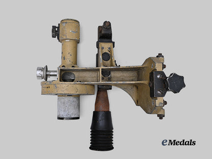 germany,_wehrmacht._a2_cm_flak_target_sight,_by_josef_schneider&_co._e_medals__g64061_3