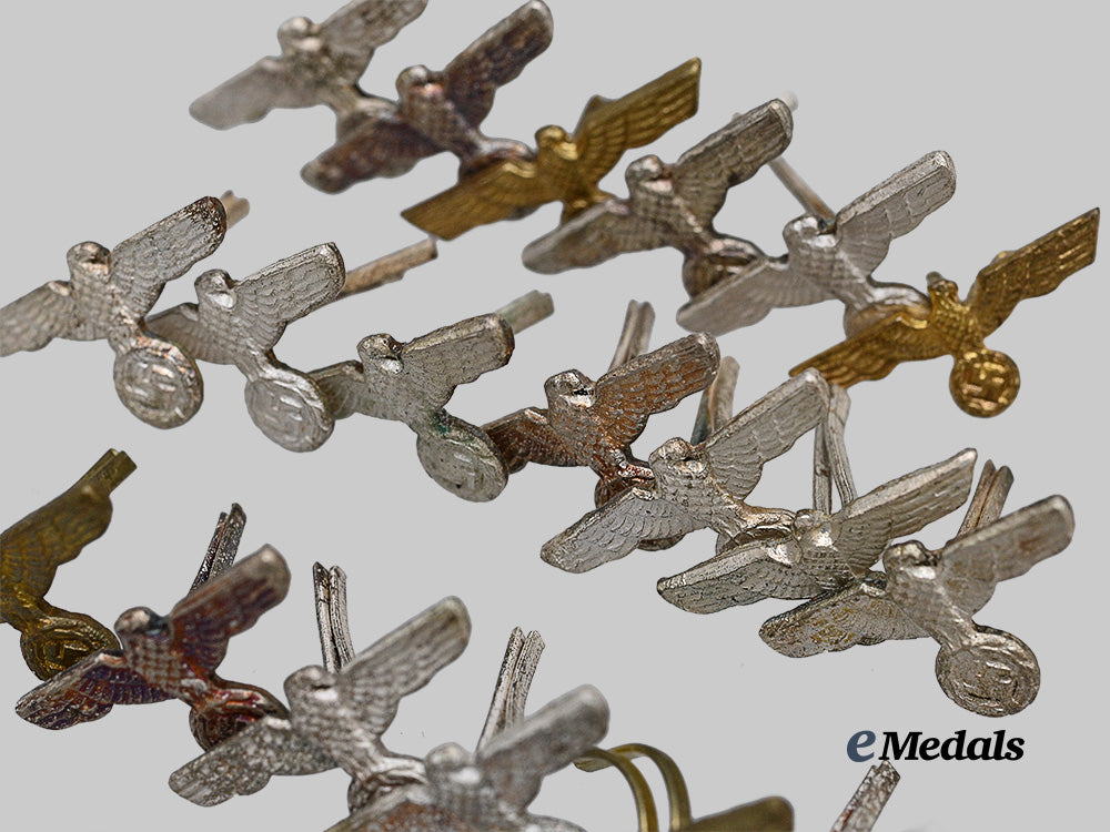 germany,_wehrmacht._a_lot_of_long_service_award_ribbon_bar_devices_e_medals__g64069_4