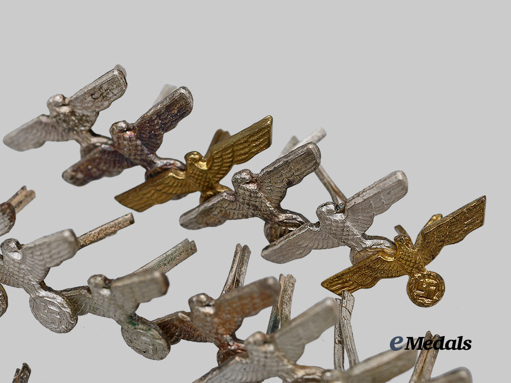 germany,_wehrmacht._a_lot_of_long_service_award_ribbon_bar_devices_e_medals__g64069_5